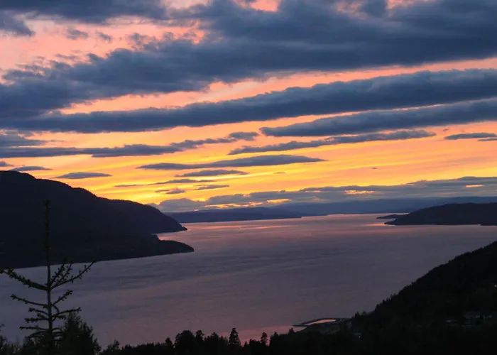 Luxury Mountain Vila Strandlykkja